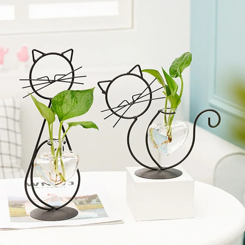 Propagation Station Vase - Hydroponic Glass Heart Vase With Metal